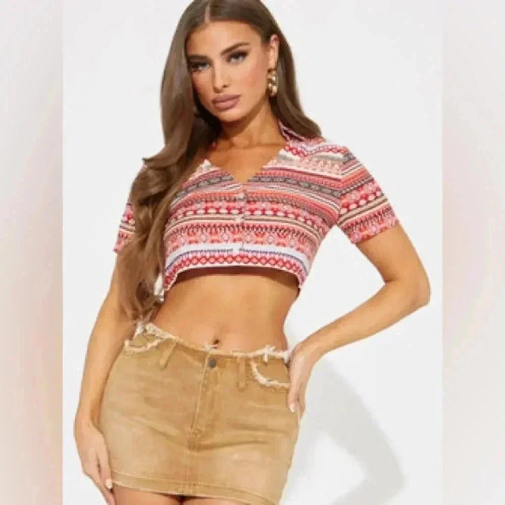 NWT Boho Desert Vibes Some Place New Shirt - Red/combo M